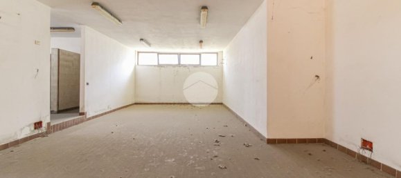 480m² Warehouse in Calcinato, Italy No. 145143 10