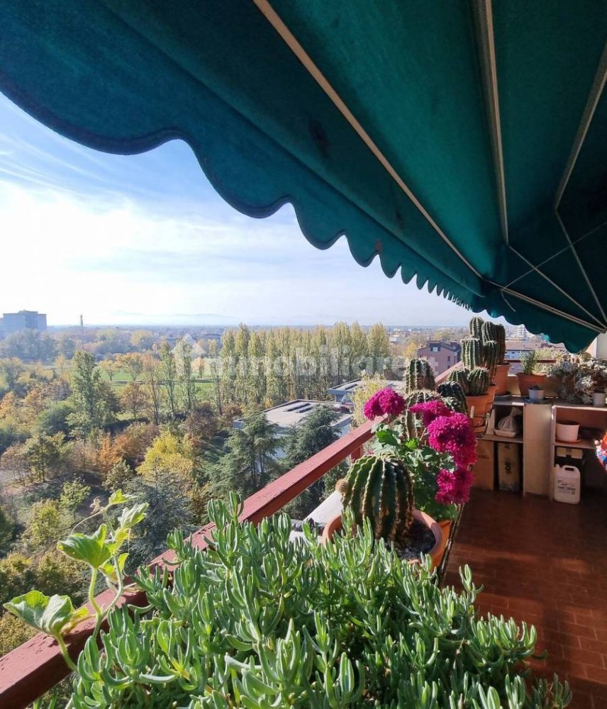 4 غرف نوم بانتهاوس في Modena, Italy رقم 160859