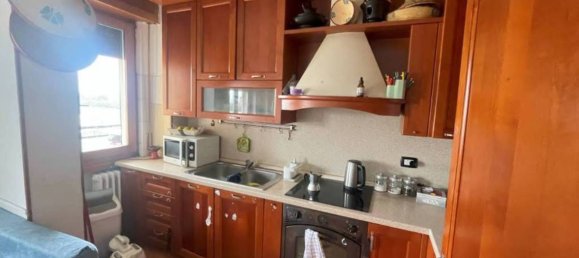 2 bedrooms Apartment in Baranzate, Italy No. 360473 9