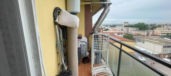 2 bedrooms Apartment in Baranzate, Italy No. 360473 17