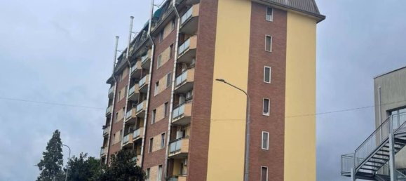 2 bedrooms Apartment in Baranzate, Italy No. 360473 5