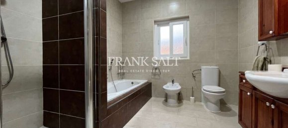 5 Schlafzimmer Bungalow in Swieqi, Malta, Nr. 3141 9