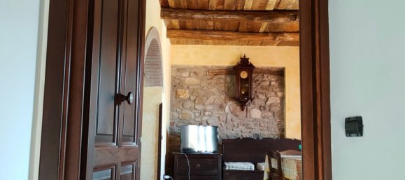 8 rooms House in Altavilla Silentina, Italy No. 256829 4