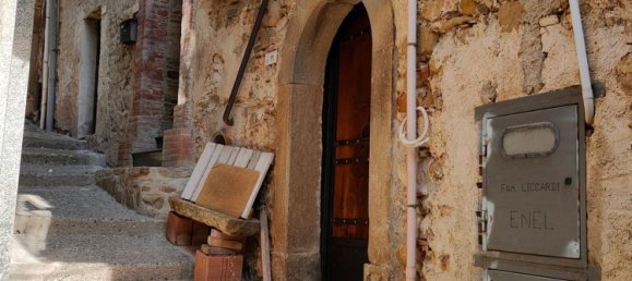 8 rooms House in Altavilla Silentina, Italy No. 256829 17