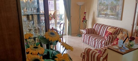 Apartamento de 4 divisões em Messina, Italy N.º 43662 7