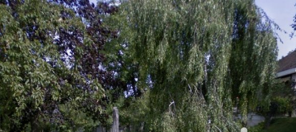  Land in Montevrain, France No. 273216 2