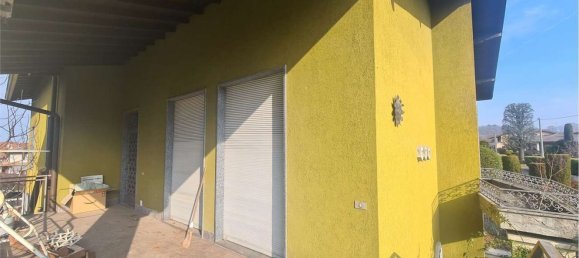 8 rooms Villa in Valmorea, Italy No. 2596 47