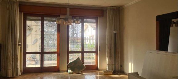 8 rooms Villa in Valmorea, Italy No. 2596 28