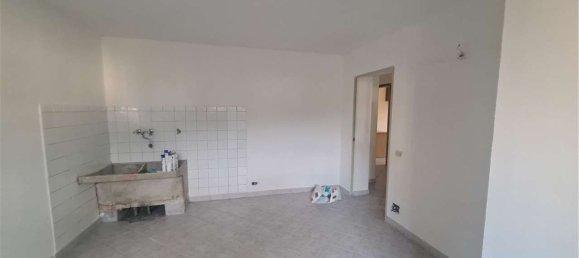 8 rooms Villa in Valmorea, Italy No. 2596 19