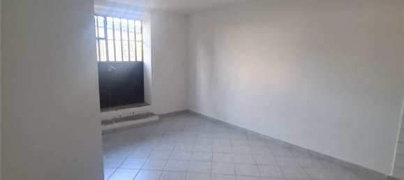 8 rooms Villa in Valmorea, Italy No. 2596 18