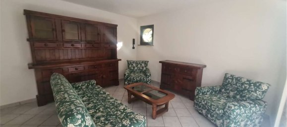 8 rooms Villa in Valmorea, Italy No. 2596 8