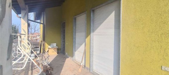 8 rooms Villa in Valmorea, Italy No. 2596 46