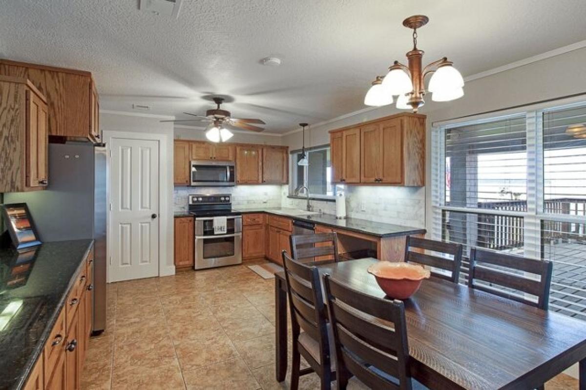 5 bedrooms House in Livingston, USA No. 300828