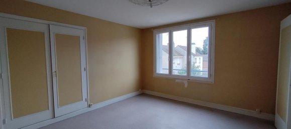 Apartamento de 2 dormitorios en Noyon, France No. 84120 3