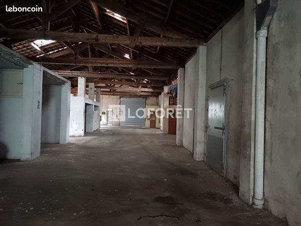 Parkplatz in Moissac, France, Nr. 305310