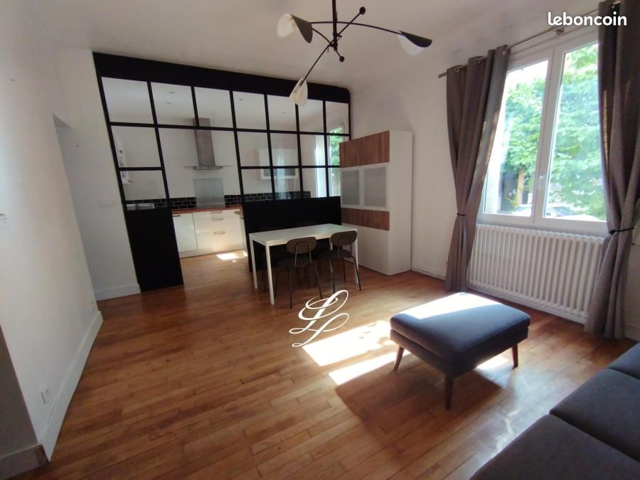 2 bedrooms Apartment in Rennes, France No. 285838