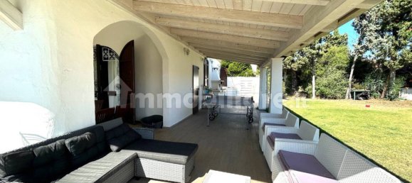 Вилла с 3 спальнями в Саррок, Италия № 264995 2