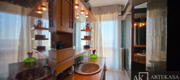 5 bedrooms Penthouse in Novara, Italy No. 371549 13