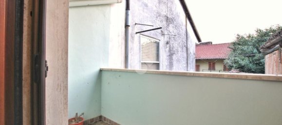 3 rooms House in Borgo d'Ale, Italy No. 57321 18