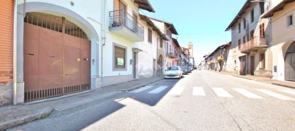 3 rooms House in Borgo d'Ale, Italy No. 57321 21