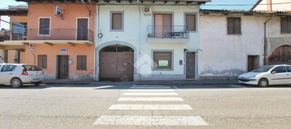 3 rooms House in Borgo d'Ale, Italy No. 57321 27