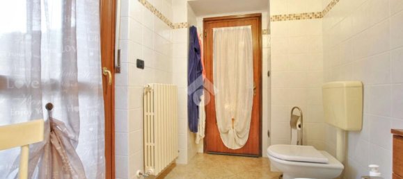 3 rooms House in Borgo d'Ale, Italy No. 57321 17