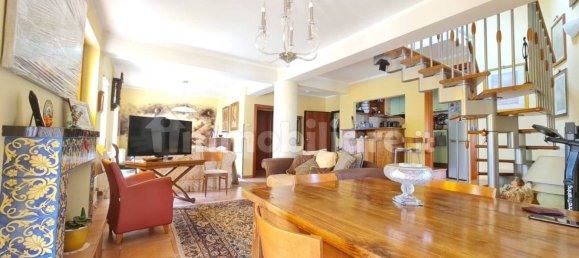 Duplex de 5 divisões em Cosenza, Italy N.º 213312 10