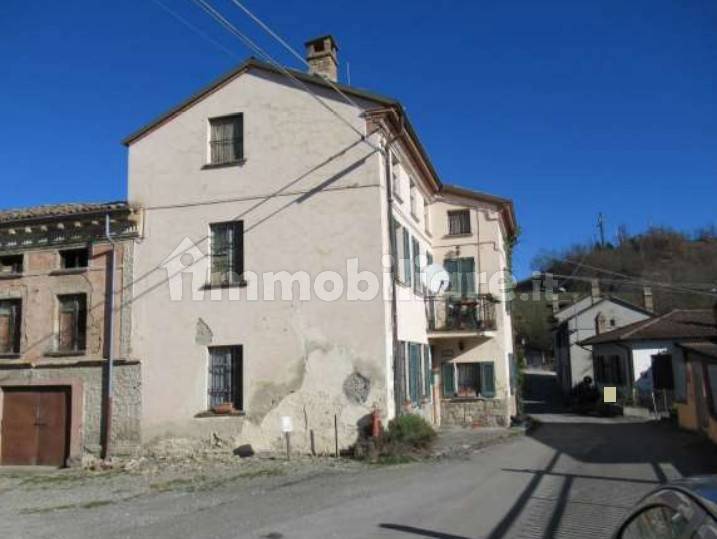 2 Schlafzimmer Wohnung in Montesegale, Italy, Nr. 196901