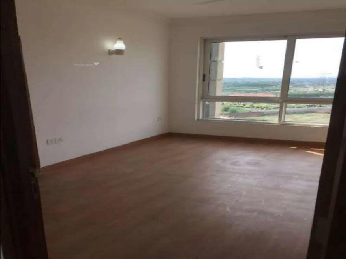 Дом с 2 спальнями в Нойда, Индия № 28389