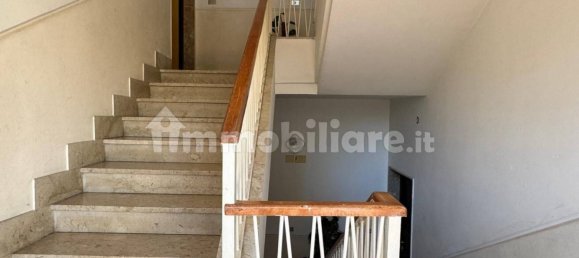 Apartamento de 3 dormitorios en Caltanissetta, Italy No. 289236 2