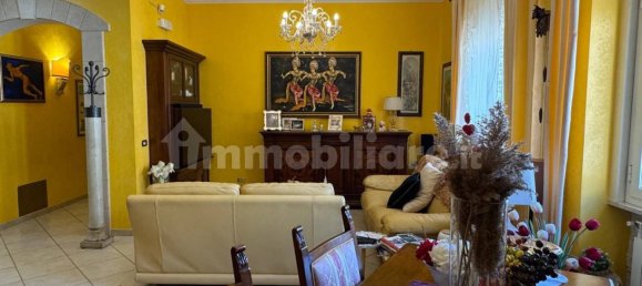 Apartamento de 3 dormitorios en Caltanissetta, Italy No. 289236 4