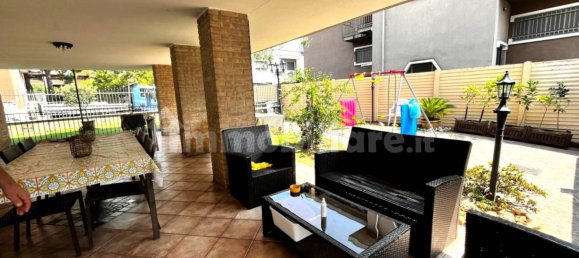 Вилла с 6 спальнями в Бусто Арсицио, Италия № 326548 2