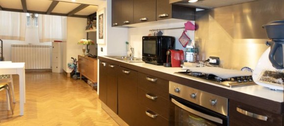 Studio à Milan, Italy No. 247277 2