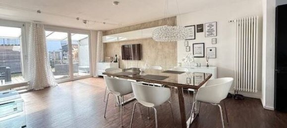 5-salle Maison de ville à Goppingen, Germany No. 69587 7