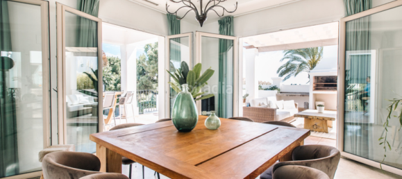 5 غرف نوم فيلا في La Linea de la Concepcion, Spain رقم 87581 5