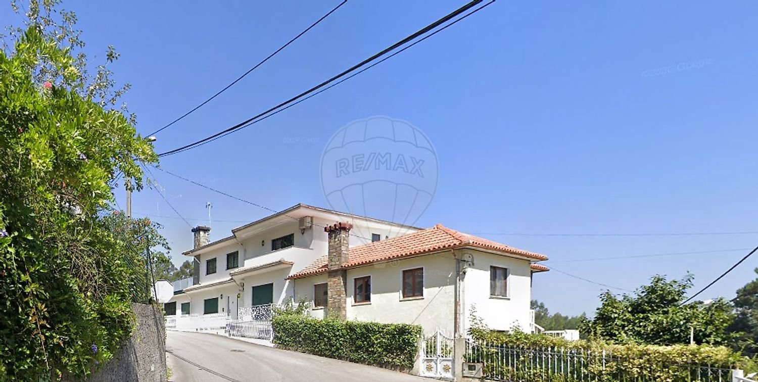 Casa de 6 dormitorios en Santa Maria da Feira, Portugal No. 180986