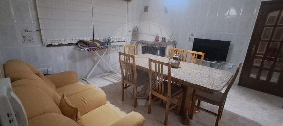 Casa de 6 dormitorios en Santa Maria da Feira, Portugal No. 180986 3