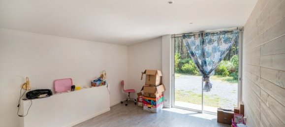 4 bedrooms House in Biscarrosse, France No. 311079 5