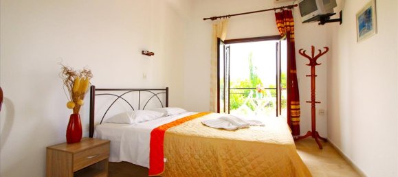 1100m² Townhouse in Chalkidiki, Greece No. 5368 7