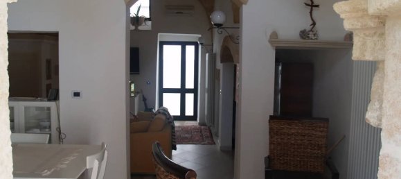 Casa de 4 habitaciónes en Miggiano, Italy No. 129556 10