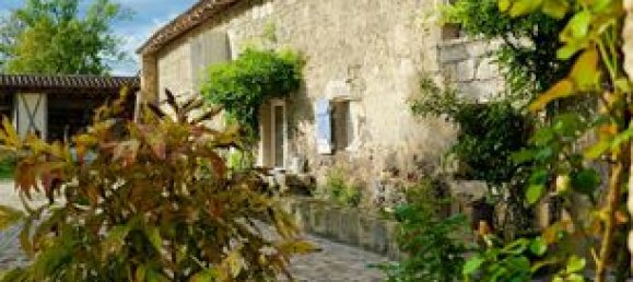 8 bedrooms House in Nerac, France No. 303033 2