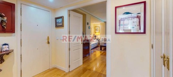 4 chambres Appartement à Madrid, Spain No. 142125 12