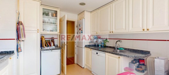 4 chambres Appartement à Madrid, Spain No. 142125 16