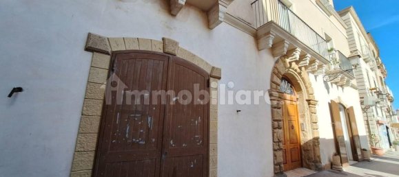 201m² Commercial property in Taranto, Italy No. 343112 9