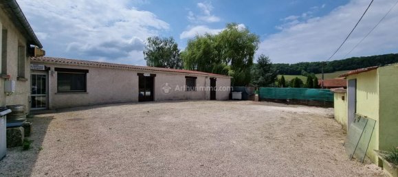 8 غرف نوم بناية في Bourg-Sainte-Marie, France رقم 87537 2