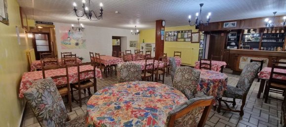8 غرف نوم بناية في Bourg-Sainte-Marie, France رقم 87537 6