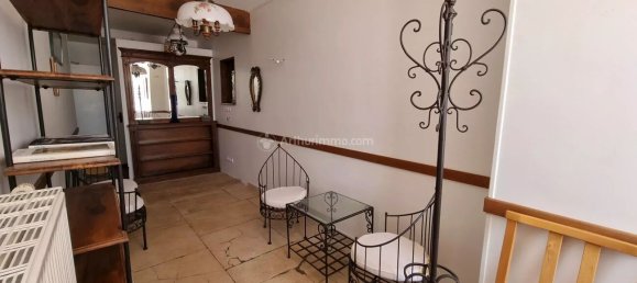 8 غرف نوم بناية في Bourg-Sainte-Marie, France رقم 87537 12