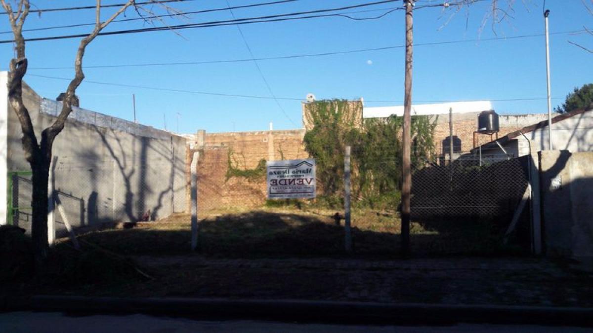 189m² Land in Buenos Aires, Argentina No. 122141