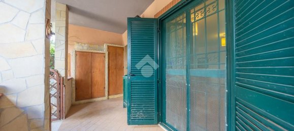 Casa de 3 habitaciónes en Guidonia Montecelio, Italy No. 299355 7