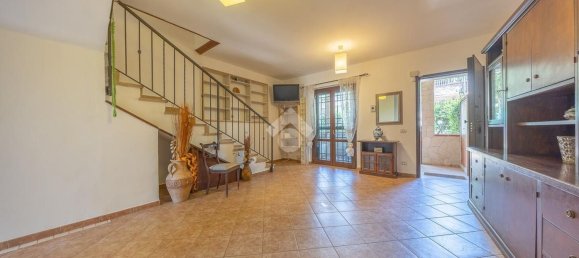 Casa de 3 habitaciónes en Guidonia Montecelio, Italy No. 299355 9